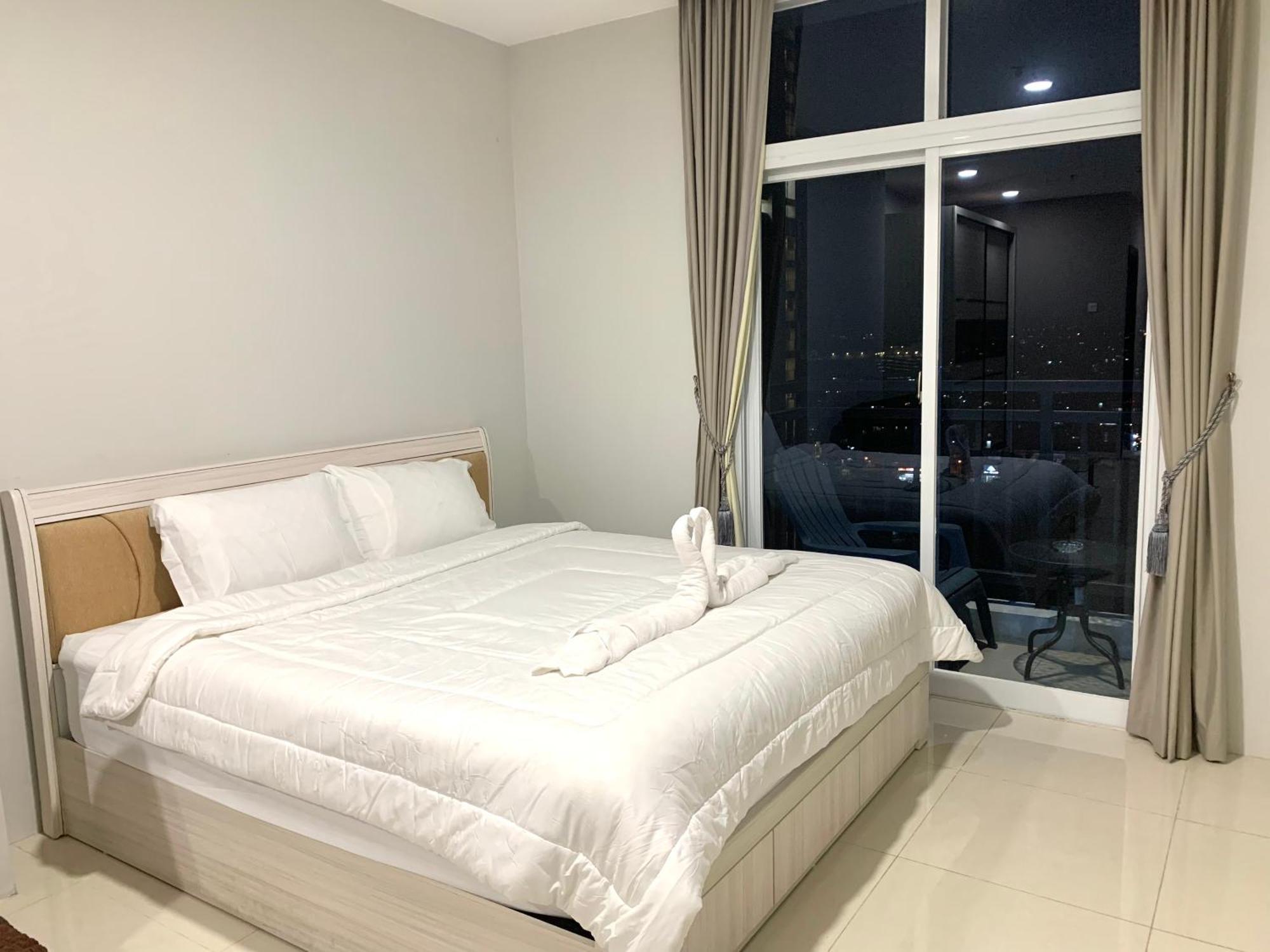 Spacious Studio Suite In Nagoya Batam Exterior foto